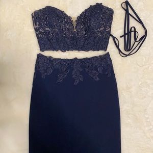 Faviana Prom Dress size 4